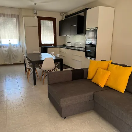 Vittoria Apartment - Near Outlet Noventa di Piave Exterior photo