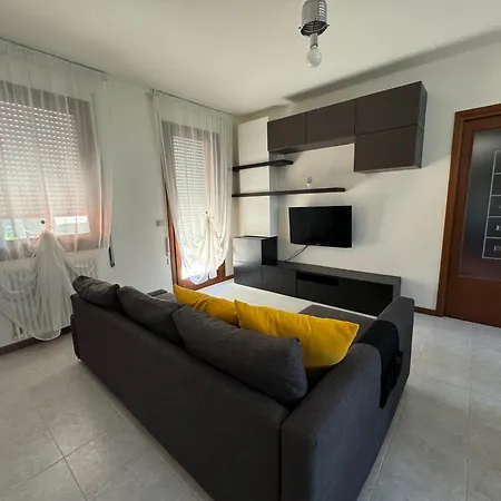 Vittoria Apartment - Near Outlet Noventa di Piave Exterior photo